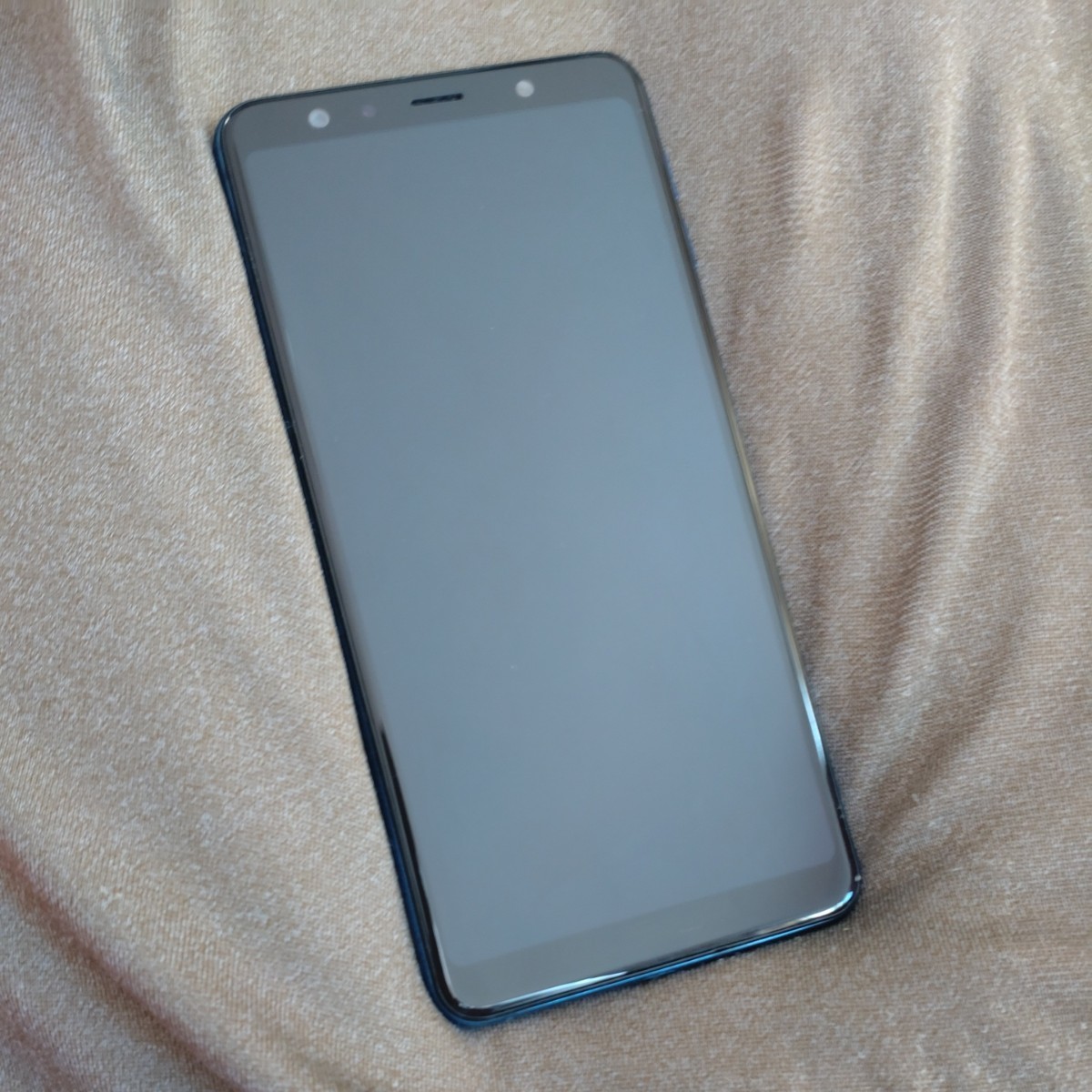 Galaxy A7 6インチ メモリー4GB ストレージ64GB ブルー 楽天モバイル_画像1