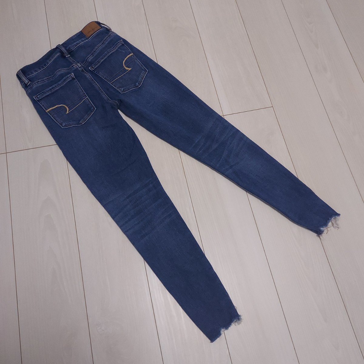 【美脚】American eagle アメリカンイーグル360 next level stretch. Hi rise Jeggingスキニーデニムパンツ/2SHORT_画像2