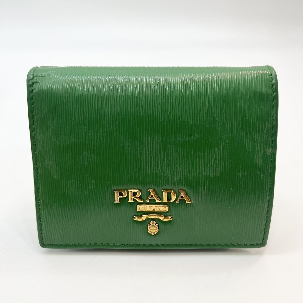 ●1円〜 美品 PRADA プラダ 財布 ウォレット 折り財布 サフィアーノレザー レディース メンズ グリーン 緑色 ブランド 希少カラー ロゴ_画像2