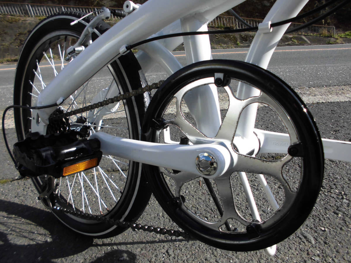 1円～【Audi】※ 折り畳み自転車 SHIMANO 6速 20インチ ミニベロ 小径車 白色 11578_画像8