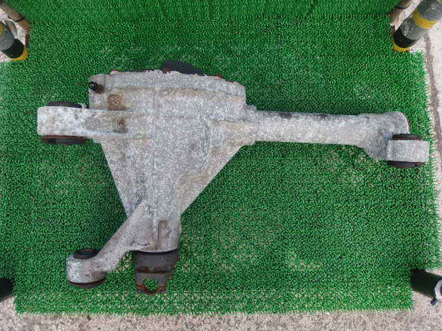 * Ford Explorer 01 year 1FMEU74 front differential gear / front diff ( stock No:A21452)