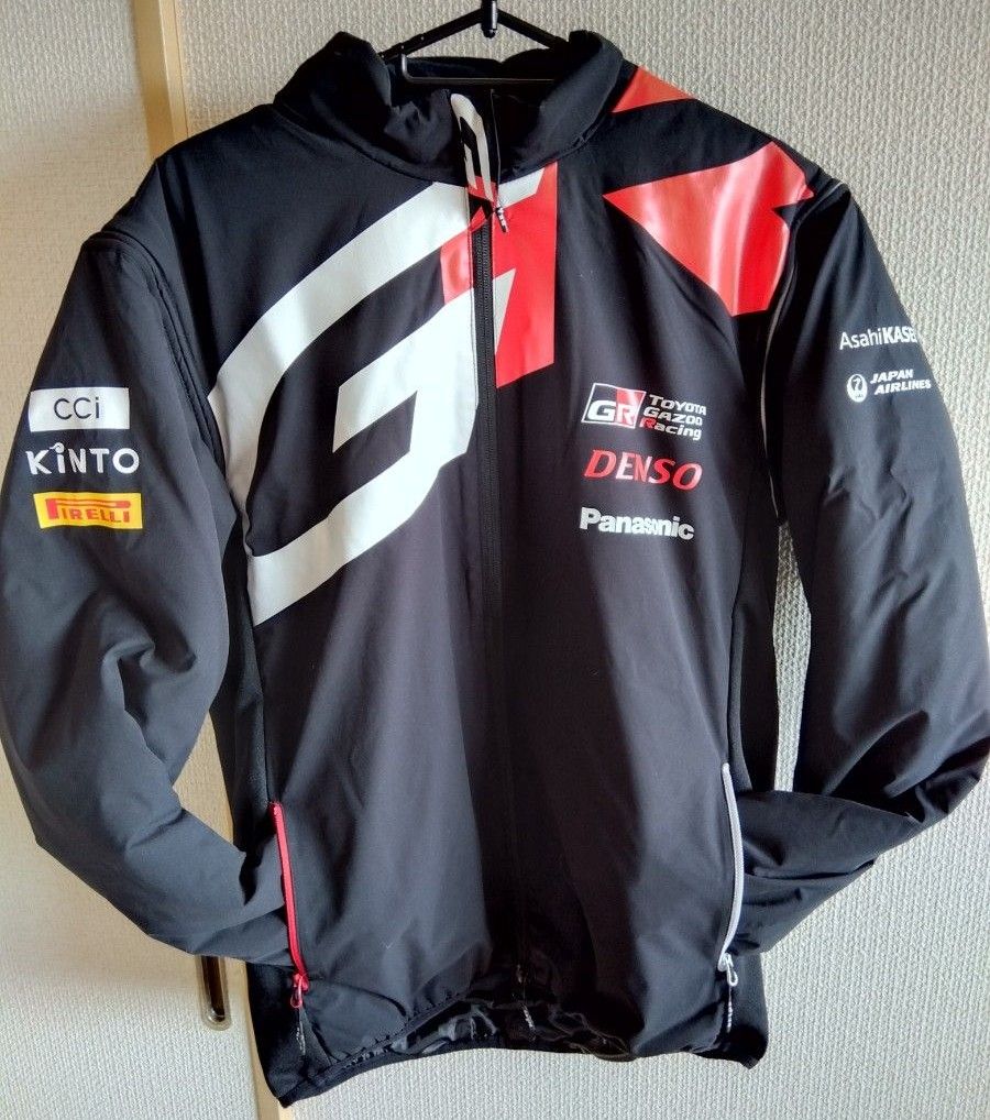 TOYOTA GR GAZOO RACING TEAMガズーレーシング ジャンパー TOYOTA GR GAZOO RACING TEAMガズーレーシング ジャンパー