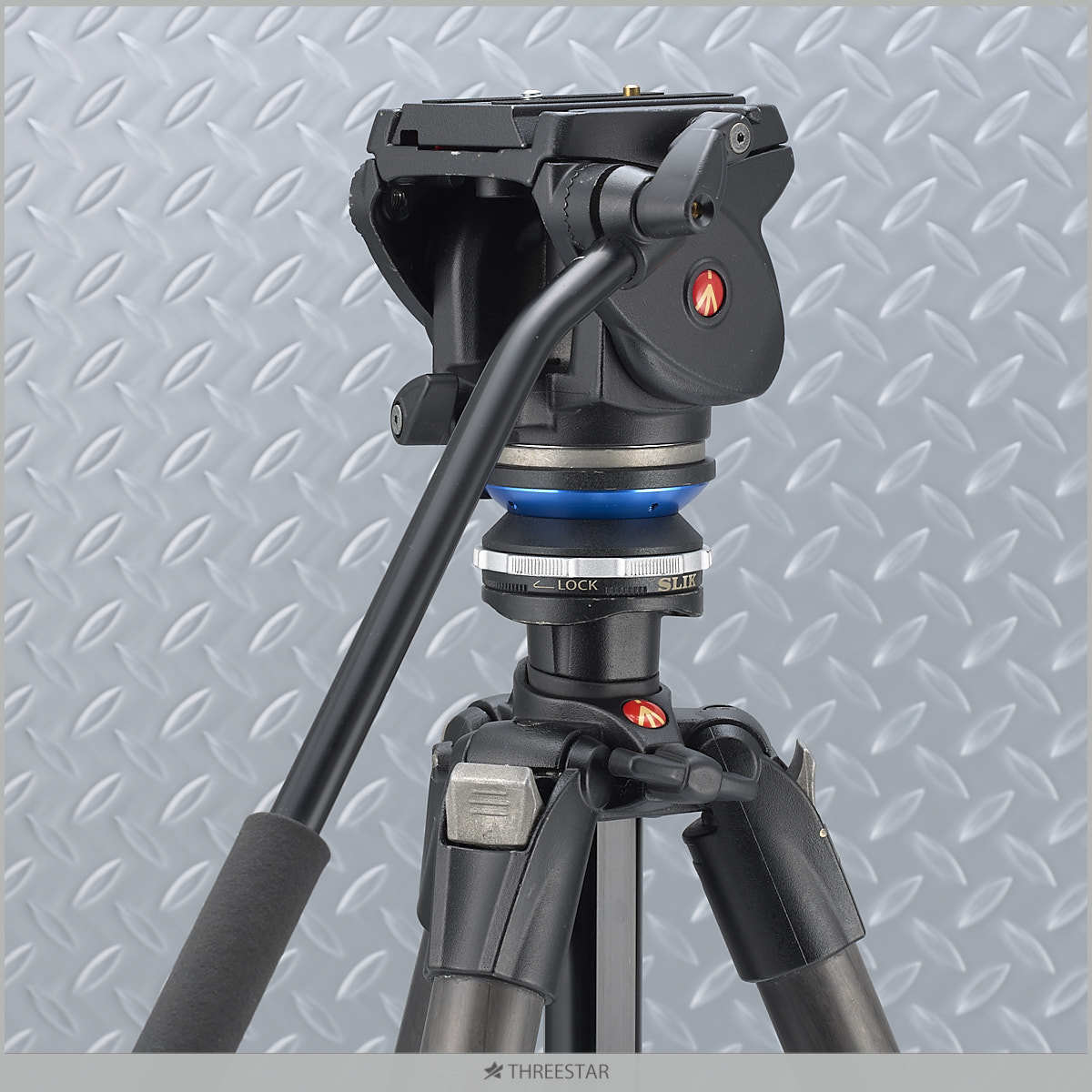 Manfrotto 055CX3 カーボン三脚/701HDV プロフルードミニ雲台/SLIK クイックレベラーII/おまけ ケース付き_画像4