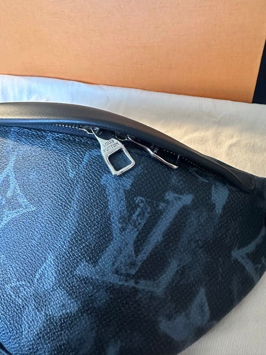 ルイ・ヴィトン LOUIS VUITTON ディスカバリーバムバッグ NM ルイ・ヴィトン LOUIS VUITTON ディスカバリーバムバッグ NM