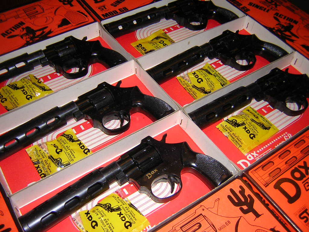⑥昭和レトロ GIANT ジャイアント おもちゃの鉄砲 6箱 Dax ⑥昭和レトロ GIANT ジャイアント おもちゃの鉄砲 6箱 Dax