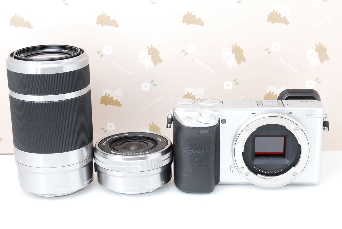 美品★ほぼ新品級ショット数30回★Wi-Fi★SONY α6400★ダブルズームレンズキット★高性能ミラーレス一眼レフカメラ★