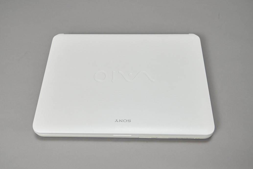 SONY VAIO PCG-7111N Core 2 Duo T7250 2.00GHz メモリー 2GBハードディスク 140GB_画像3