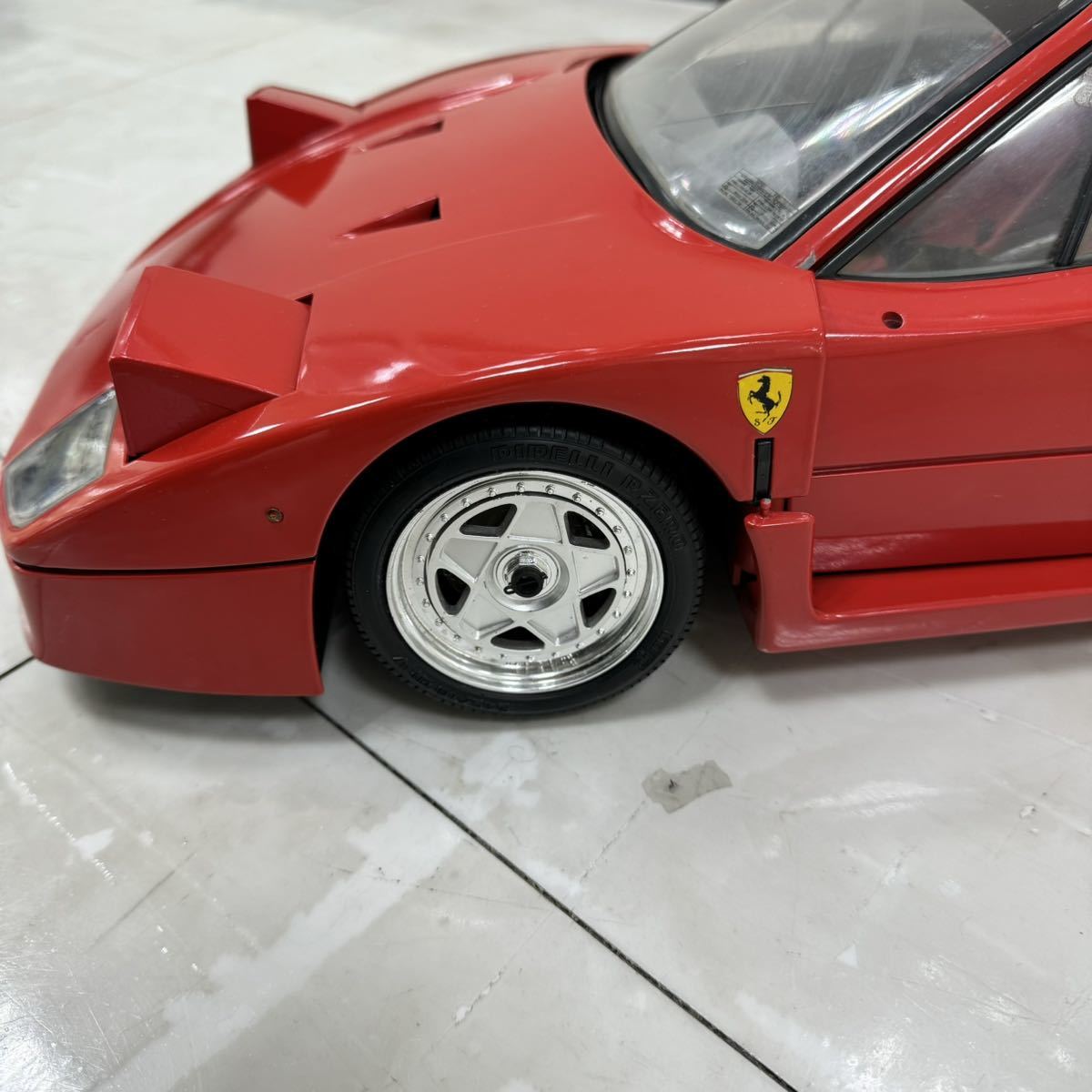 ジャンク POCHER ポケール 1/8 Ferrari フェラーリ F40 赤 ミニカー 模型 イタリア製_画像2
