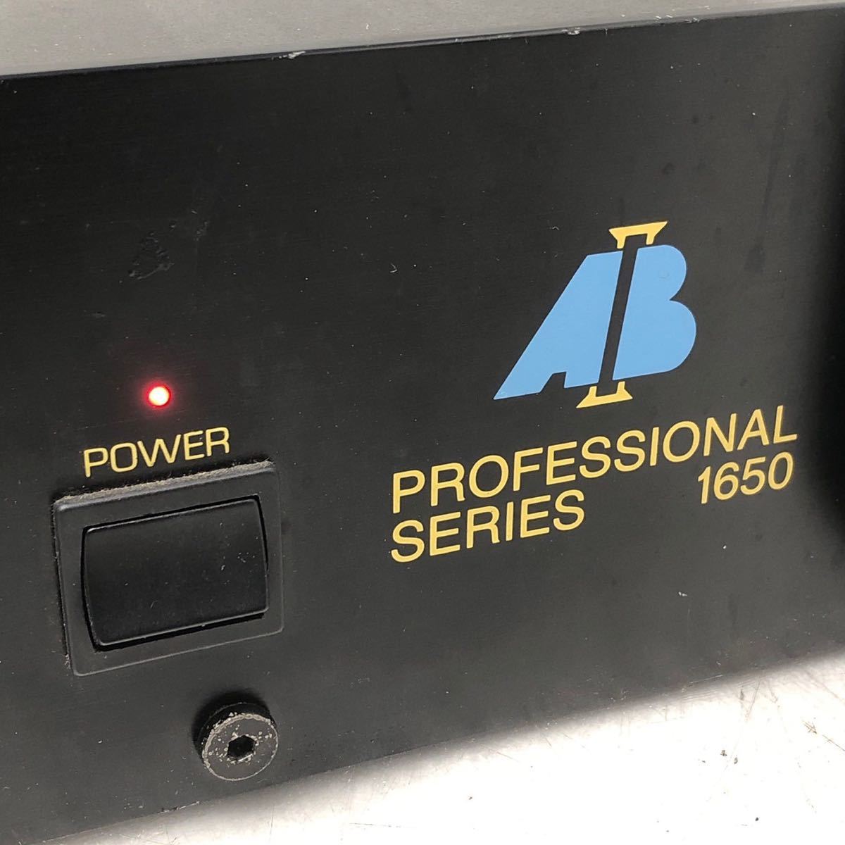 AB INTERNATIONAL PROFESSIONAL SERIES 1650 Studio specification power amplifier!!