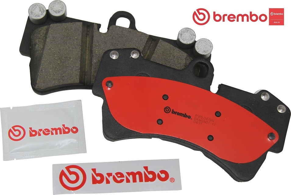 brembo ブレーキパッド セラミック 左右セット SUBARU レガシィ ツーリングワゴン BP5 (STi) 05/08～09/05 リア P56 048N_画像3