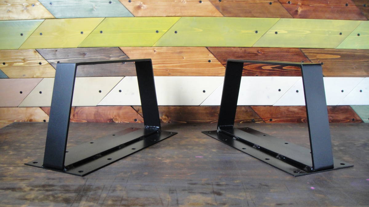 【冬セール開催中】 マットでアイアンなフラット鉄脚♪ 台形型 リビング・ローテーブル 4脚ver. 家具