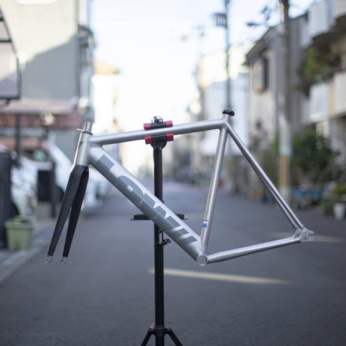 希少　LOW BICYCLES ピスト　フレーム_画像1