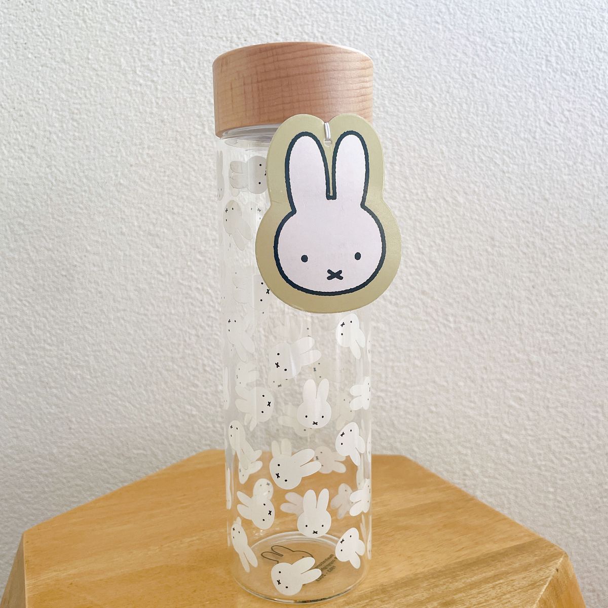 miffy【日本未販売】500ml 水筒　ミッフィ　お顔いっぱい クリアボトル　