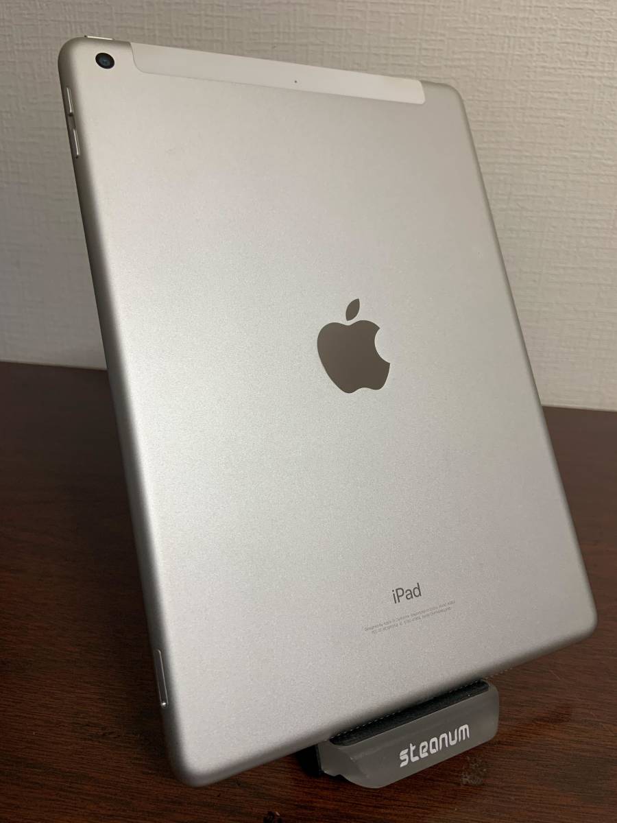 P146 美品 iPad 2018 第6世代, 9.7 A10◆32GB Silver SIM Free バッテリー89％ MR6Y2 LL/A A1954 充電回数129回 Apple_画像4