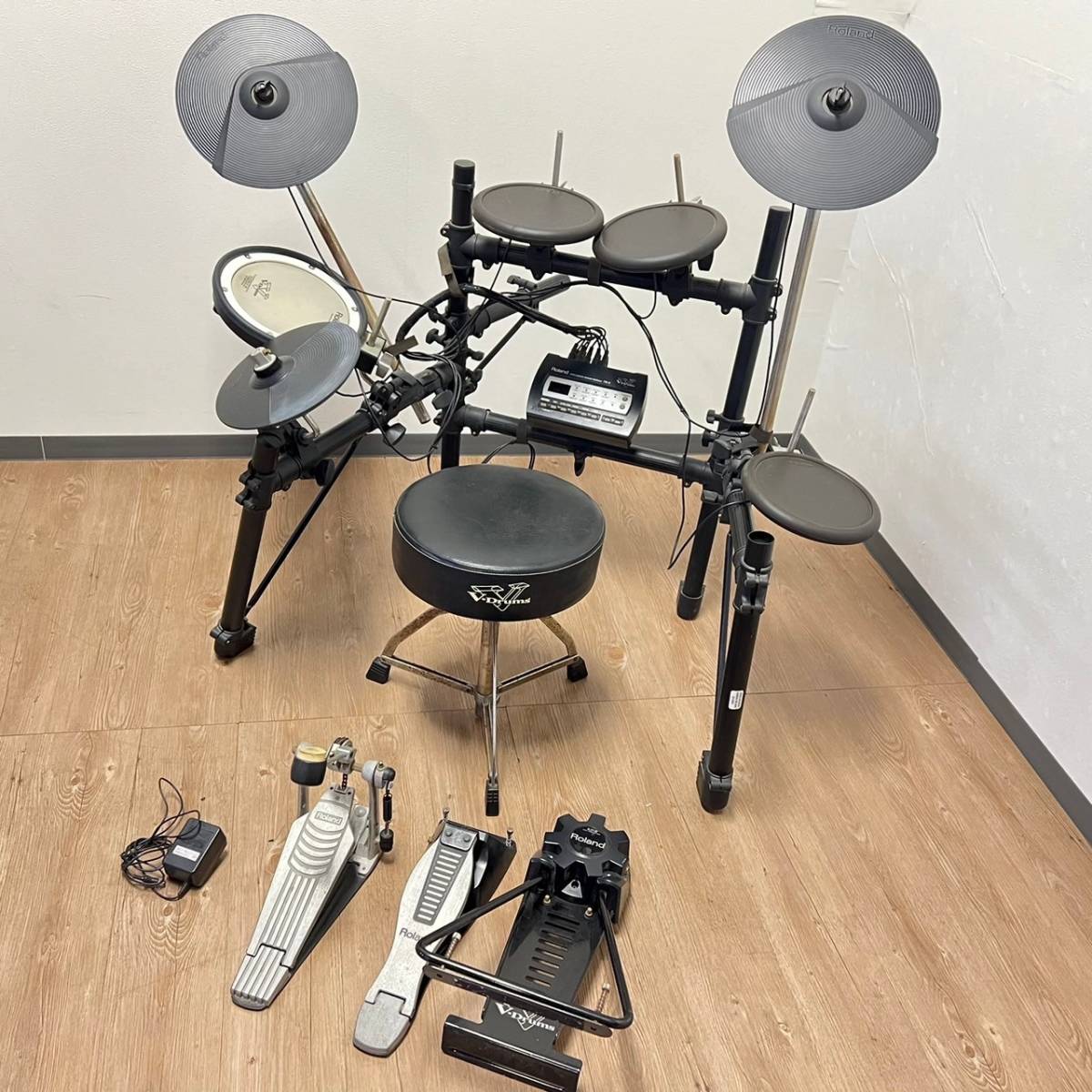 BLg102I Roland V-Drums 電子ドラム セット TD-3 FD-8 KD-8 音源モジュール コントロールペダル キックトリガーパッド 椅子_画像1