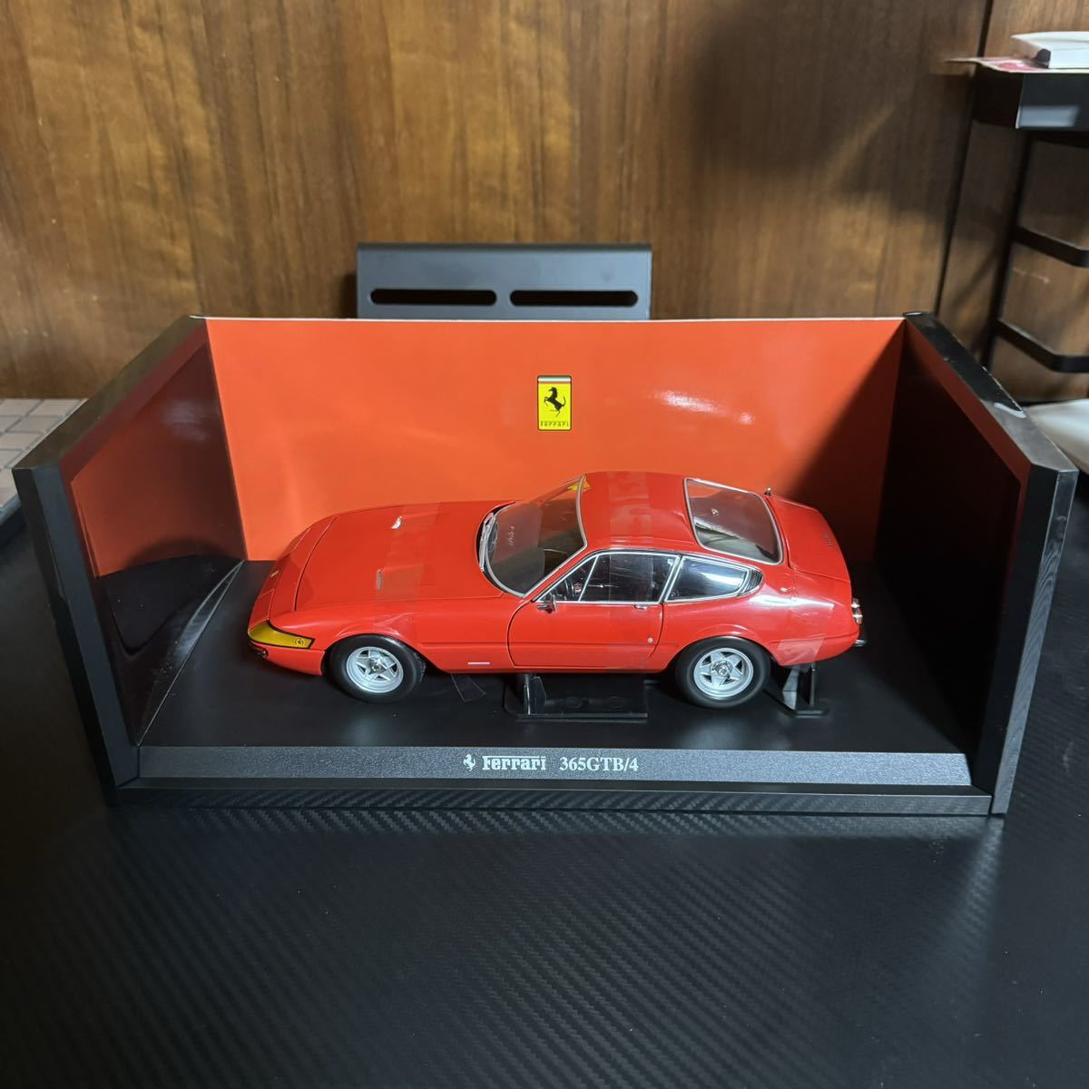 絶版未展示品 京商1/18 フェラーリ 365GTB/4 デイトナ 1971_画像9