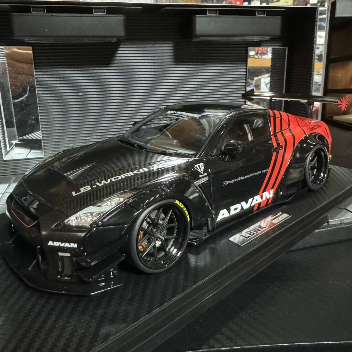 イグニッションモデル 1/18 LB-WORKS GT-R R35 type 2_画像9