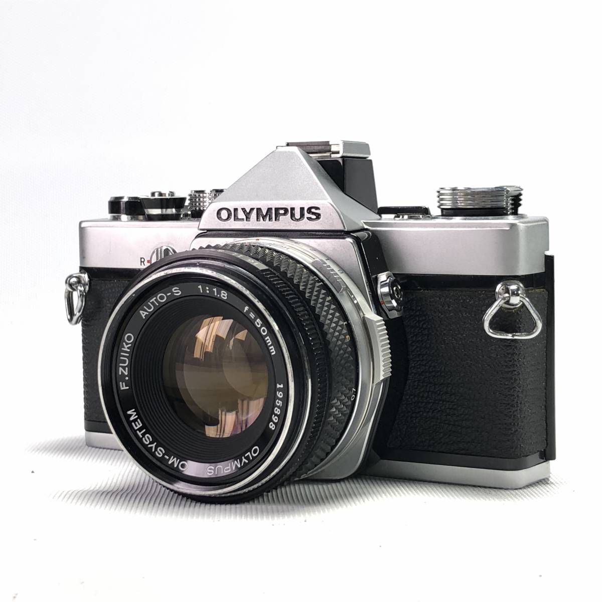 柔らかな質感の F.ZUIKO + OM-1 OLYMPUS AUTO-S ヱOA4a 現状販売品 動作OK カメラ 一眼レフ フィルム オリンパス F1.8 50mm オリンパス