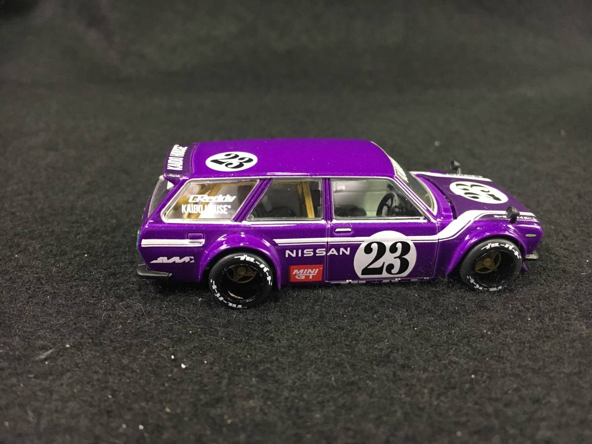 ■新品■撮影時一度開封■KAIDO HOUSE x TSM ミニGT 1/64 ダットサン KAIDO 510 ワゴン カーボンファイバーV1 (右ハンドル) パープル_画像4