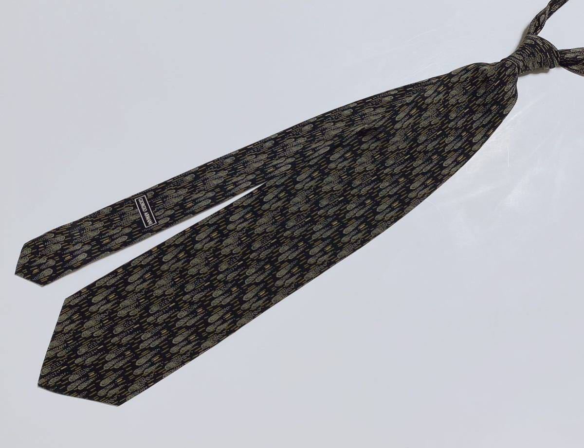 N166 GIORGIO ARMANI ジョルジオ アルマーニ イタリア製 シルク 100 ％ 絹 毛 織柄 ブランドネクタイ ネクタイ ブラック 系 黒!!_画像2