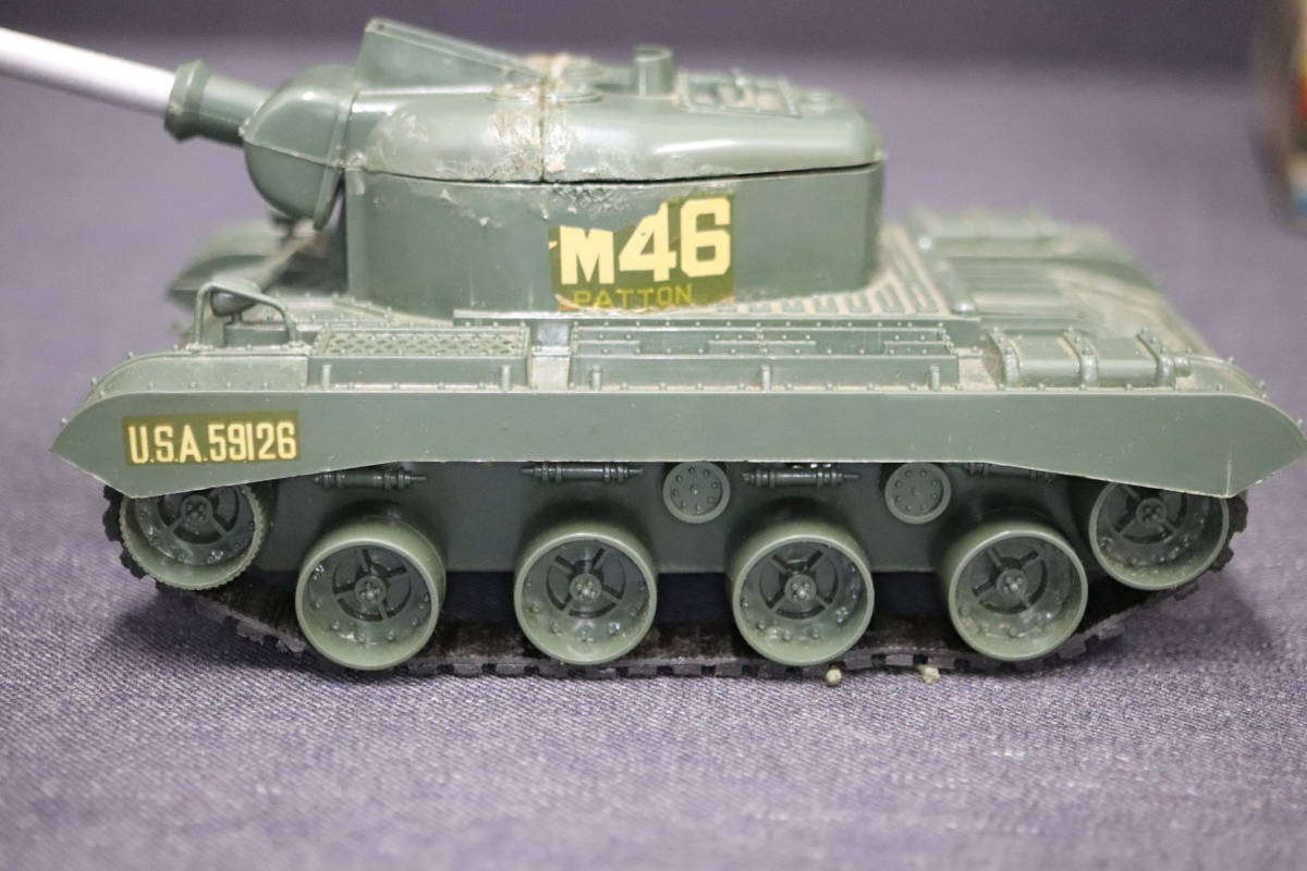 【A20】昭和レトロ / ニチモ 日模 M-46 パットン戦車 箱付き 組み立て済み ジャンク品 マブチモーター 模型 _画像3