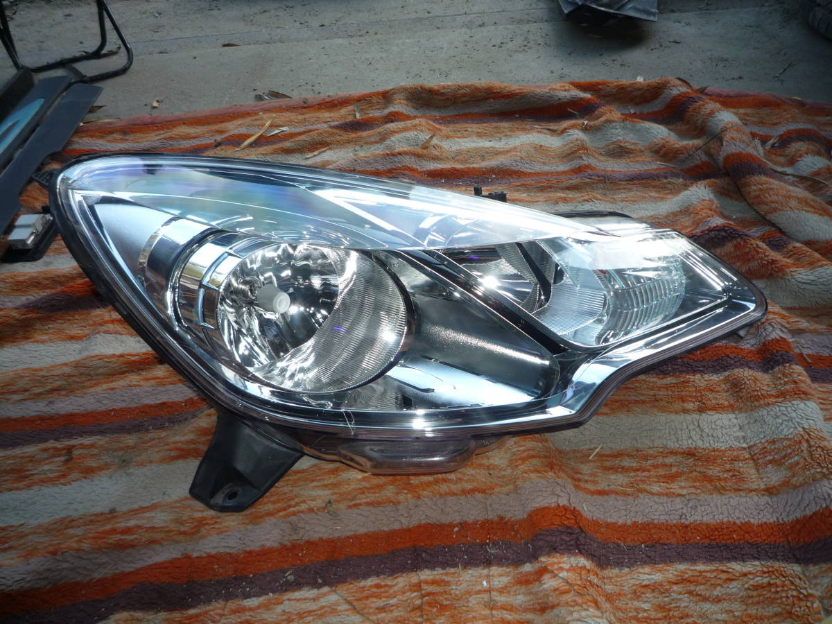 2013y ( Citroen DS3) left head light (A5C5F01) 9677038380 -02