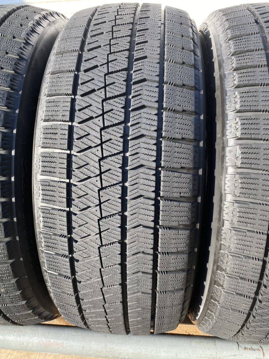 215/45R18 2017年製 ブリヂストン BRIDGESTONE BLIZZAK VRX2 スタッドレス タイヤ 4本 セット_画像3