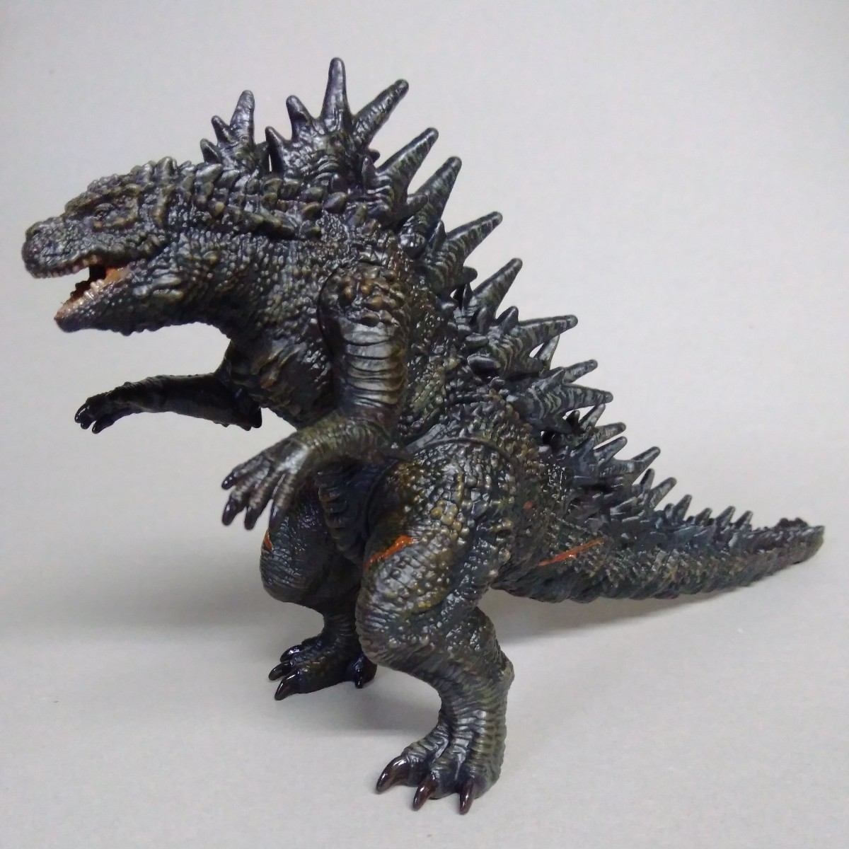 リペイント品 ムービーモンスターシリーズ 呉爾羅 2023 ゴジラ Godzilla ゴジラ－1.0 ソフビ バンダイ フィギュア コレクション 彩色品_画像3