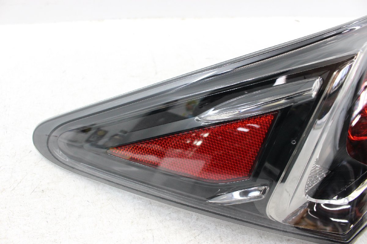 美品/破損無　レクサス　GS250　GRL11　後期　LED　テールライト　テール　左　左側　コイト　30-435　81561-30D50　308084_画像4