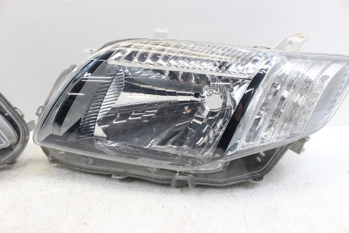  beautiful goods / scratch less Corolla Fielder NZE141G previous term head light left right set halogen stamp u Koito 13-98 306908-306909