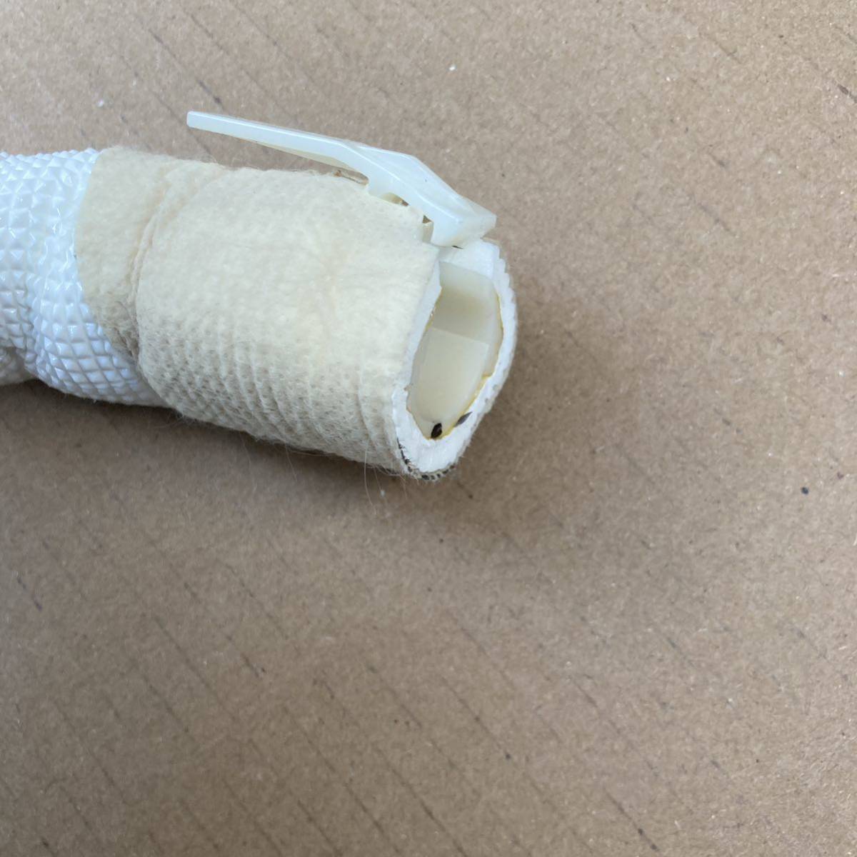 送料無料三菱電機霧ヶ峰ルームエアコン付属断熱ドレンホース純正 送料無料三菱電機霧ヶ峰ルームエアコン付属断熱ドレンホース純正