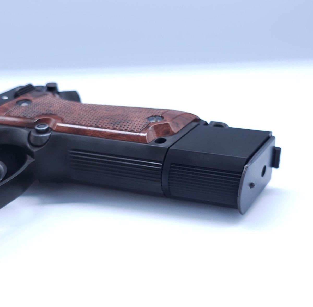 KSC M93R II SYSTEM7対応マガジンボトムカバー システム7 KSC M93R II SYSTEM7対応マガジンボトムカバー システム7