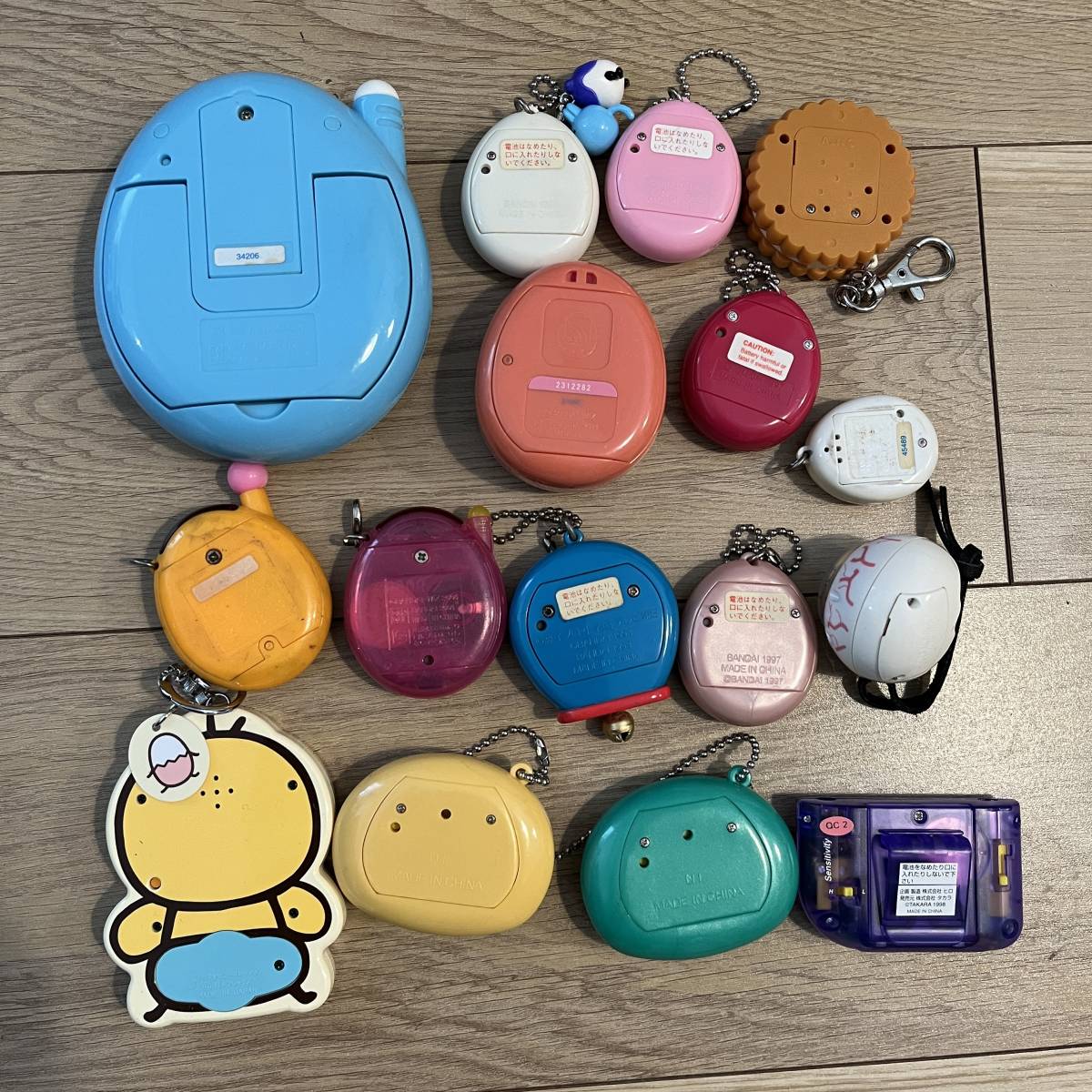ジャンクたまごっち4U+ ケータイかいツーエンたまでかたまてんし ジャンクたまごっち4U+ ケータイかいツーエンたまでかたまてんし