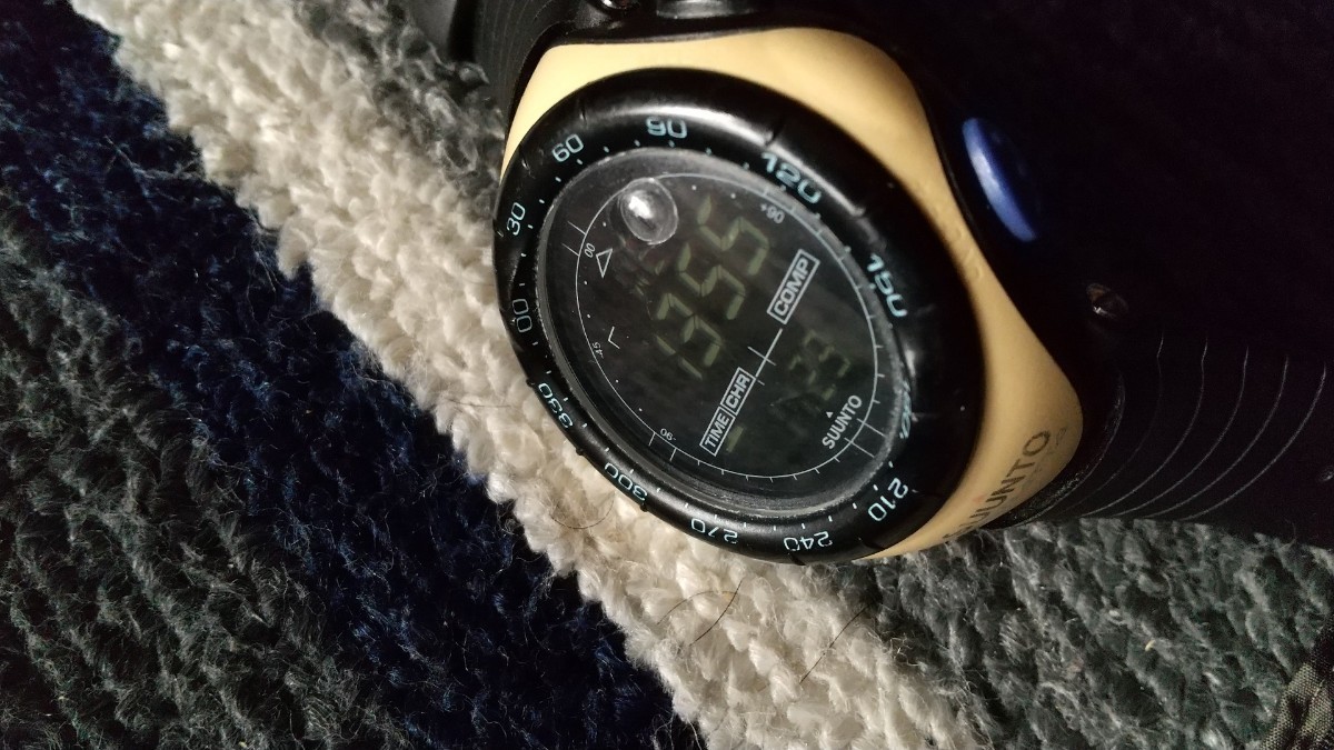 SUUNTO REGATTA ホワイト レガッタ スント　デジタル　腕時計　廃盤　生産終了　アンティーク_画像10