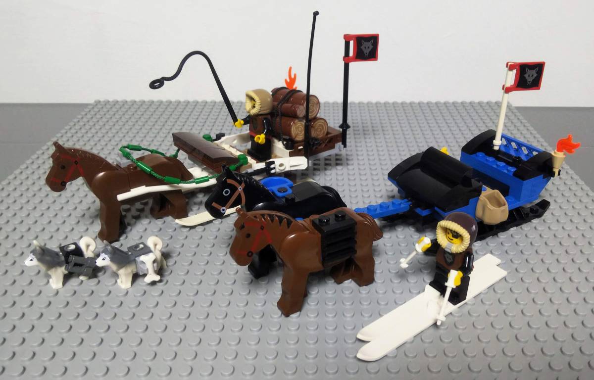 レゴ LEGO ウルフ盗賊団の馬そり 馬ソリ 馬車 犬 旗 スキー ミニフィグ ディズニー アナとクリストフのアドベンチャーの馬橇_画像１：基礎板付属しません