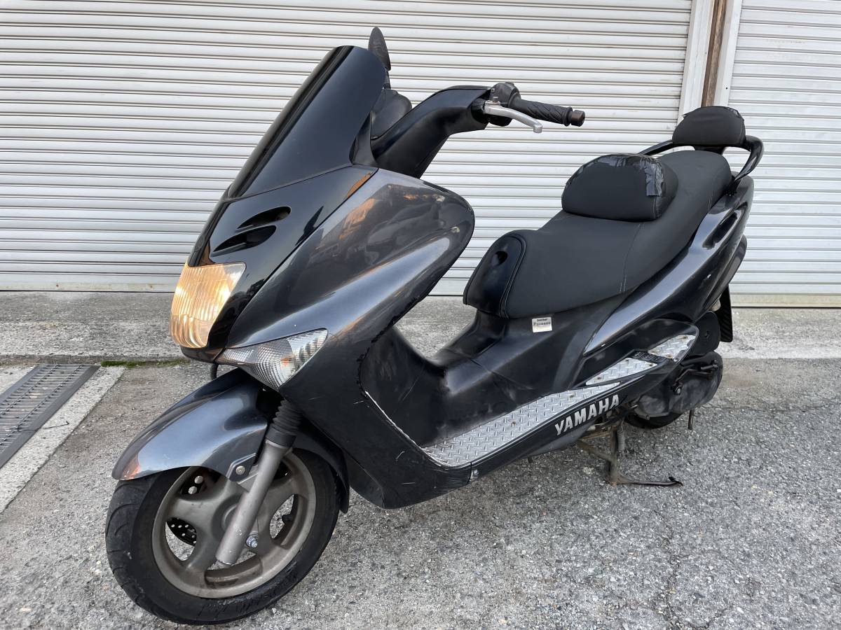 １００００円スタート　　マジェスティ125FI インジェクション車 書類、　鍵付き _画像4