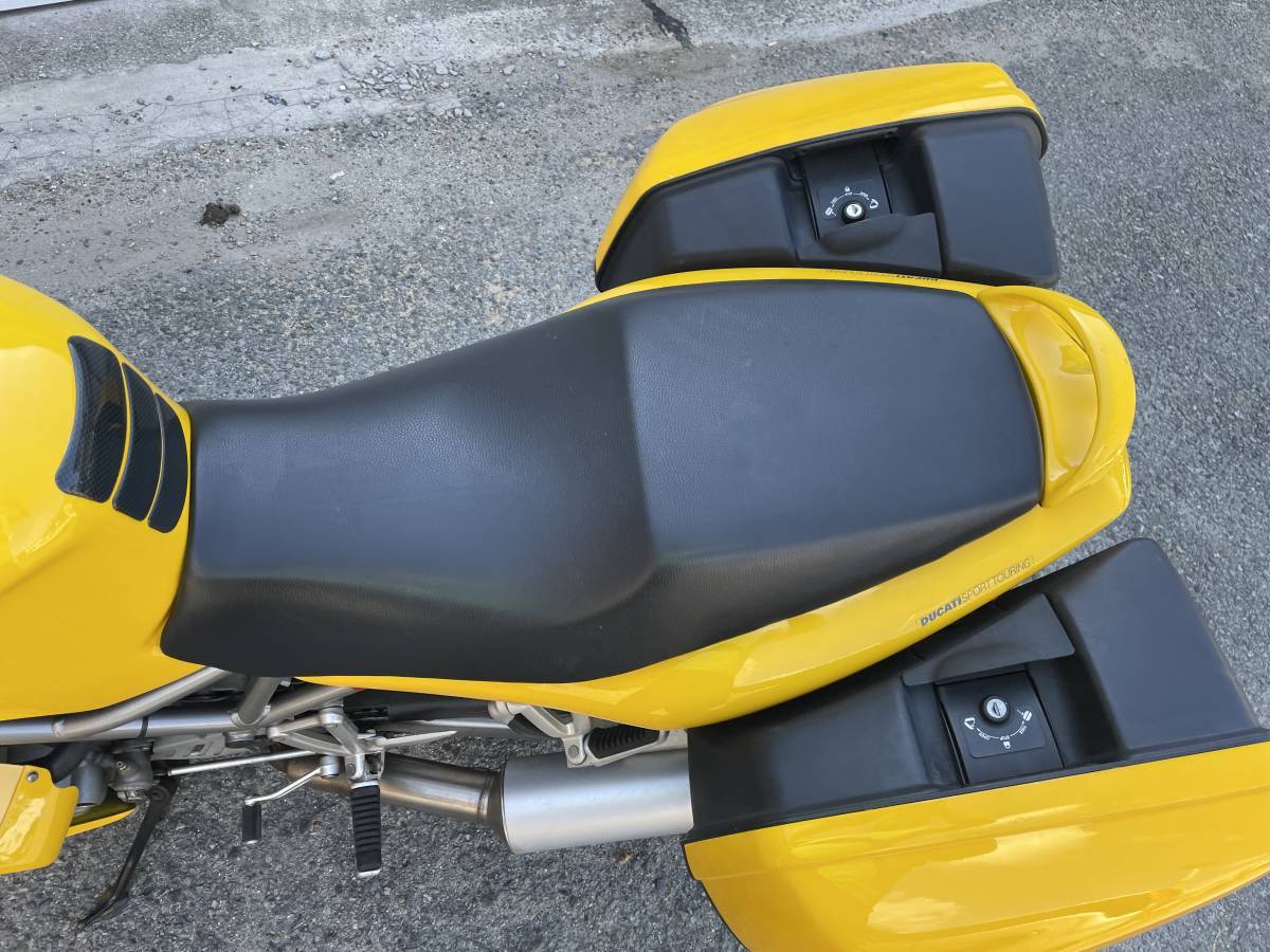 やっぱりyellow ドカティ　ST2　９４４ｃｃ　R6年５月迄車検付き　メンテナンスベースしてね。込み込み価格_画像7