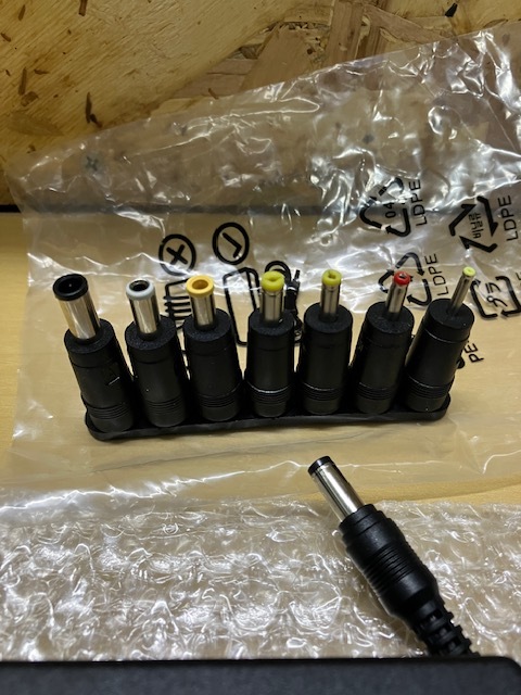 【PSE規格品】HKY 12V 3.6A (12V 1A,12V 1.5A,12V 2A,12V 2.5A,12V 3A) 汎用ACアダプター DC コンバータ + 7種DCプラグアダプター_画像7