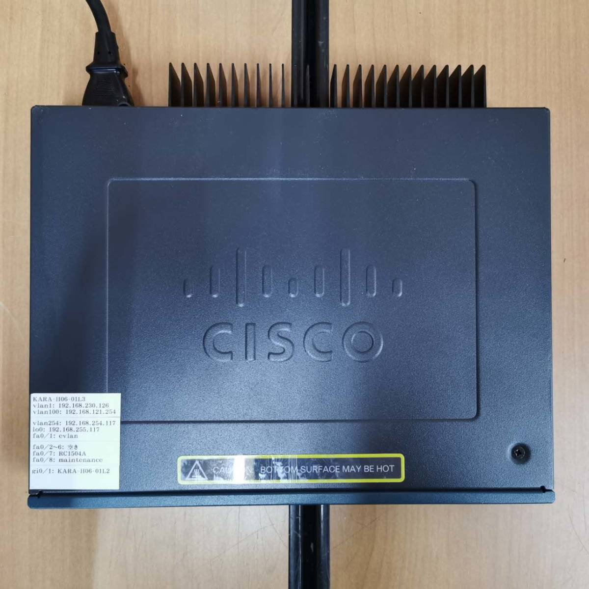 Cisco Catalyst WS-C3560-8PC-Sの画像3