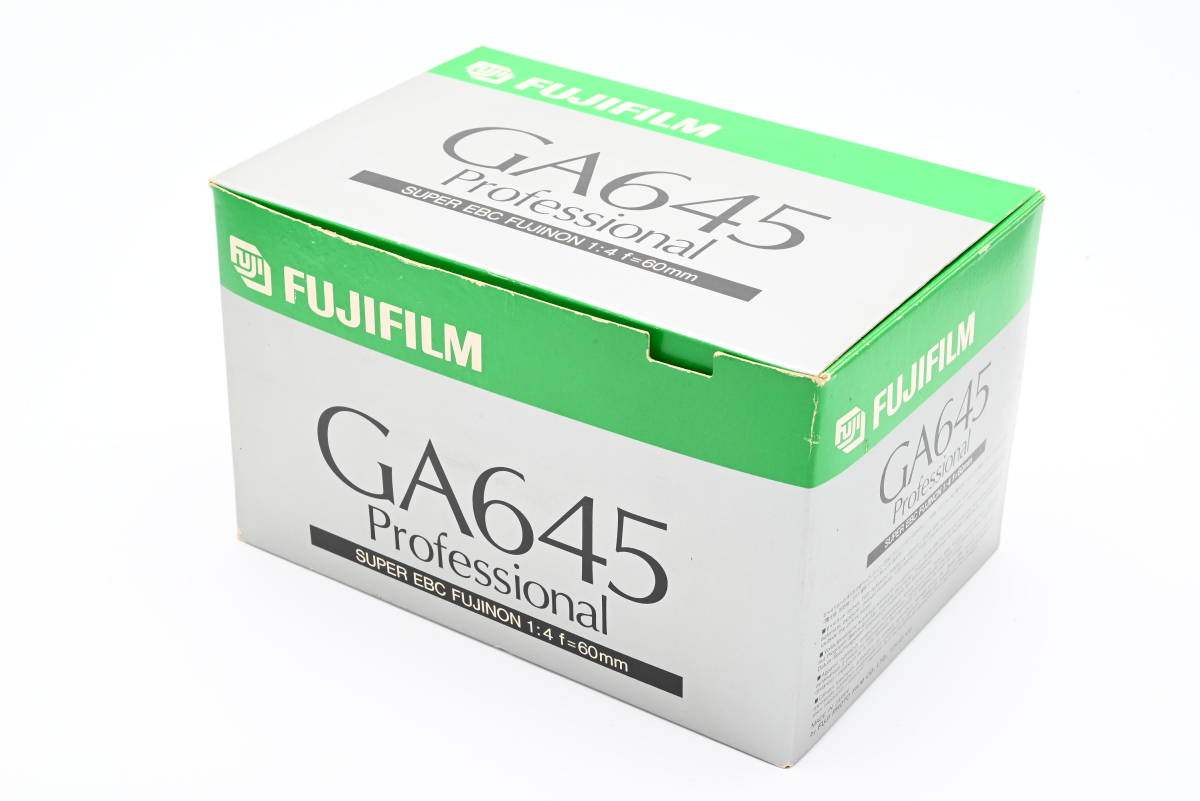 1A-935 ◆美品 FUJIFILM 富士フイルム GA645 Professional 6X4.5 中判 フィルムカメラ 元箱 付属品_画像9