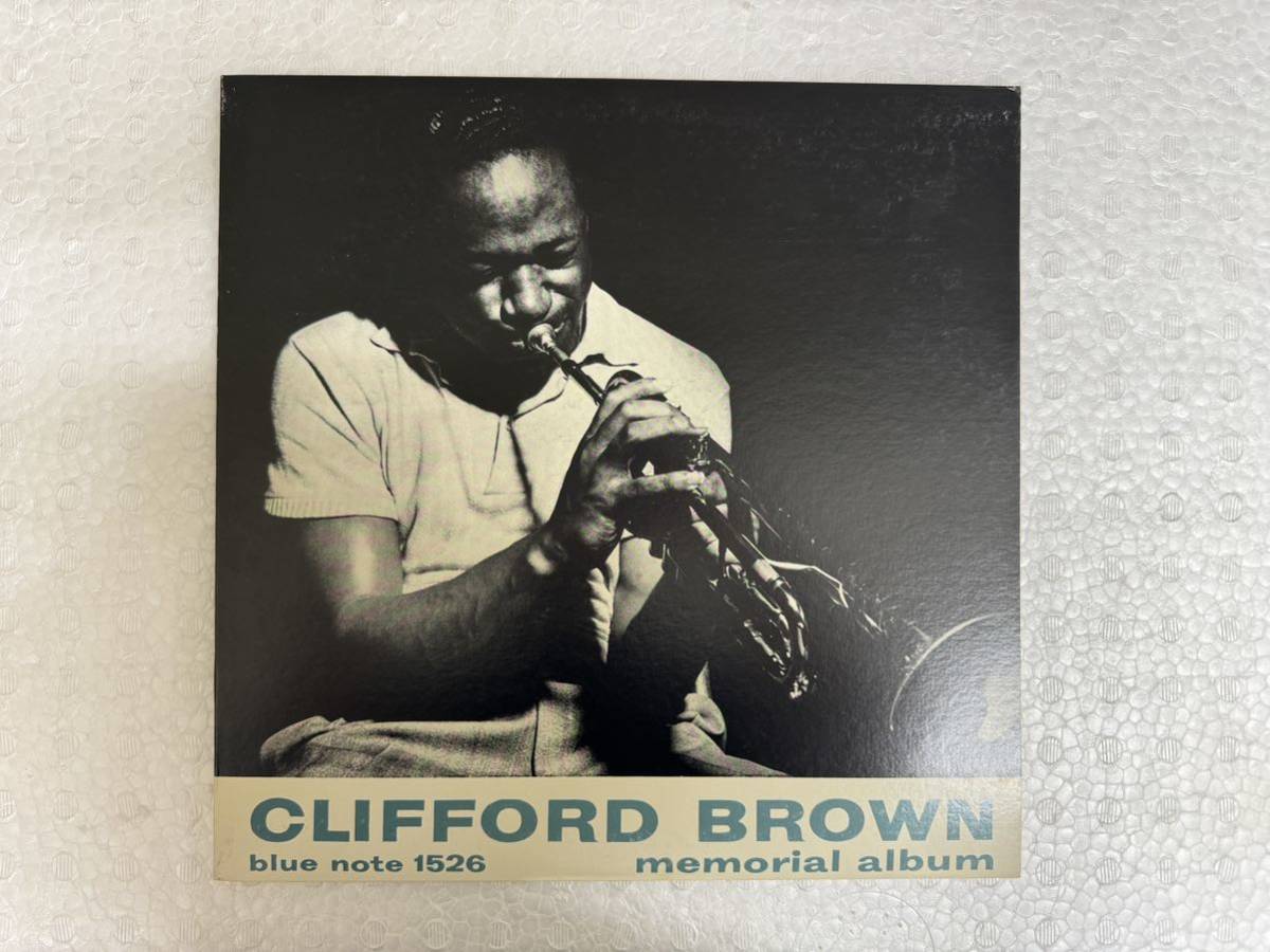 売切〜♪ Clifford Brown Memorial Album BLUE NOTE1526 LPレコード　_画像1