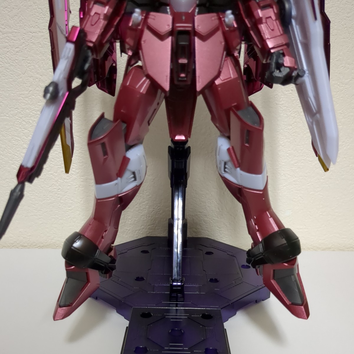 Yahoo!オークション - MG 1/100 ジャスティスガンダム Yahoo!オークション - MG 1/100 ジャスティスガンダム