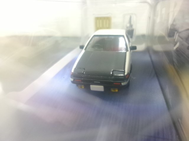 ホビージャパン 1/64 頭文字D イニシャルD AE86 スプリンター トレノ プロジェクトD 4A-GE エンジン付 2台セット (1534-176)_画像7