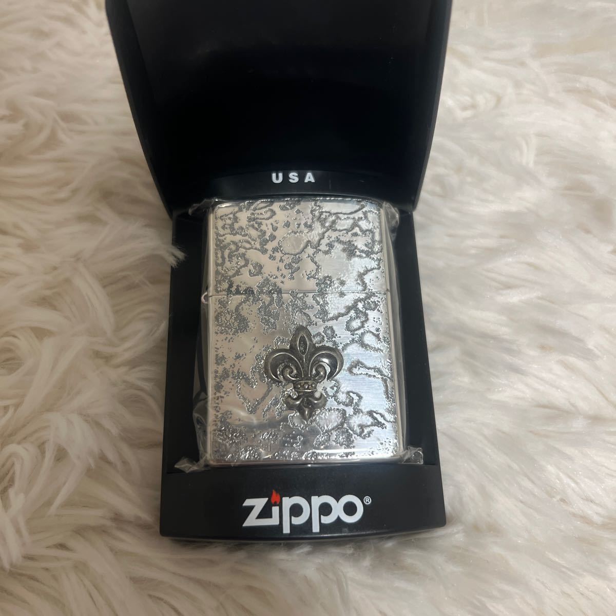 ZIPPO ジッポー ユリMETAL 2003年　未使用　希少！_画像1