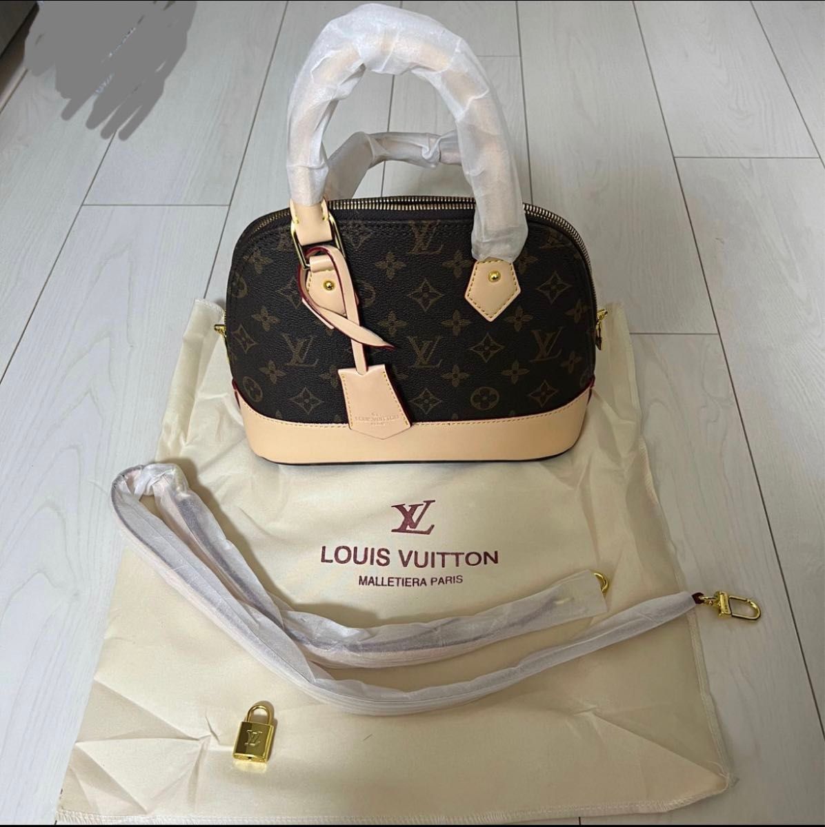 最終値下げルイヴィトン モノグラム VUITTON ハンドバッグ 最終値下げルイヴィトン モノグラム VUITTON ハンドバッグ