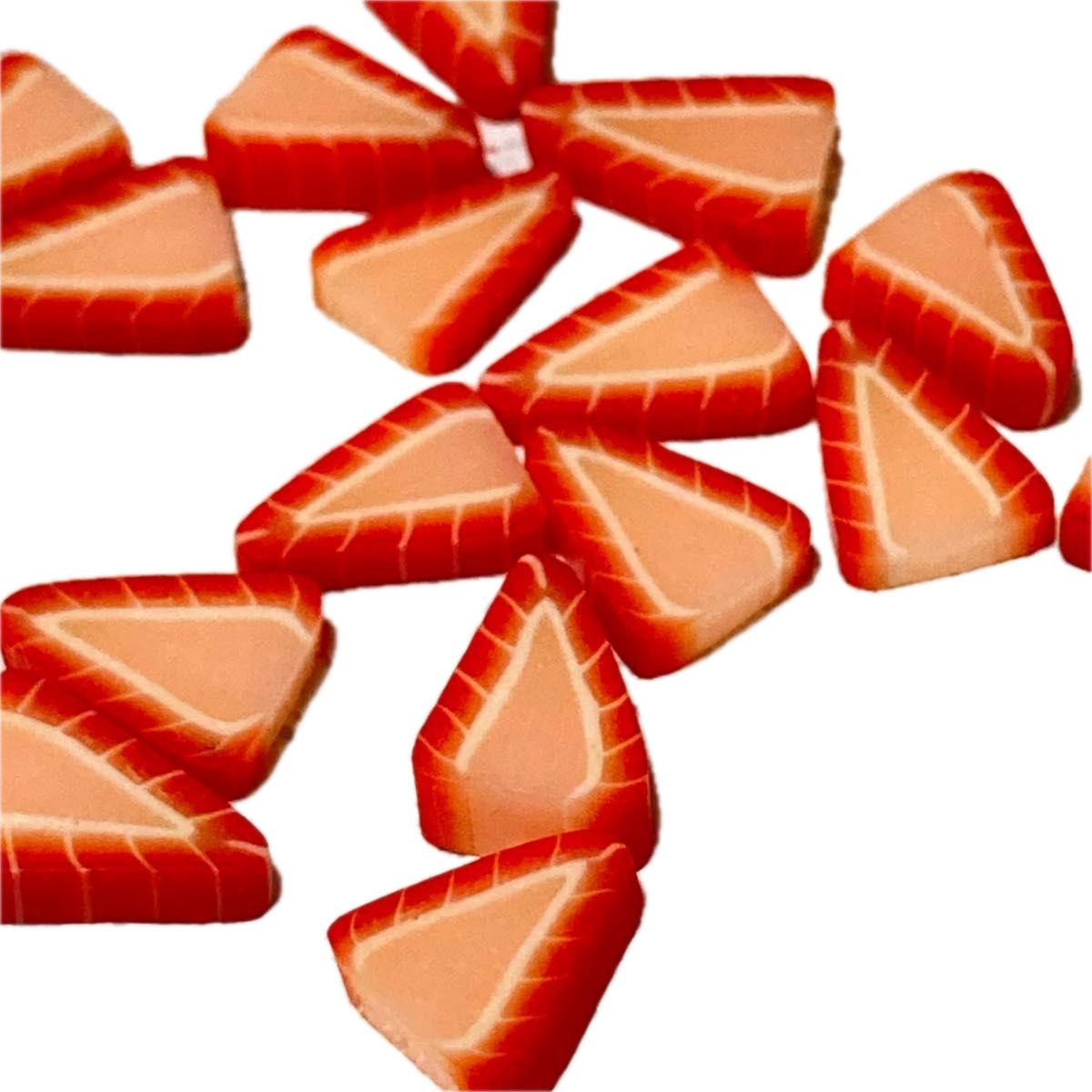 スイーツデコ　苺　デコ　雑貨　材料　資材　コレクション　パーツ　イチゴ　