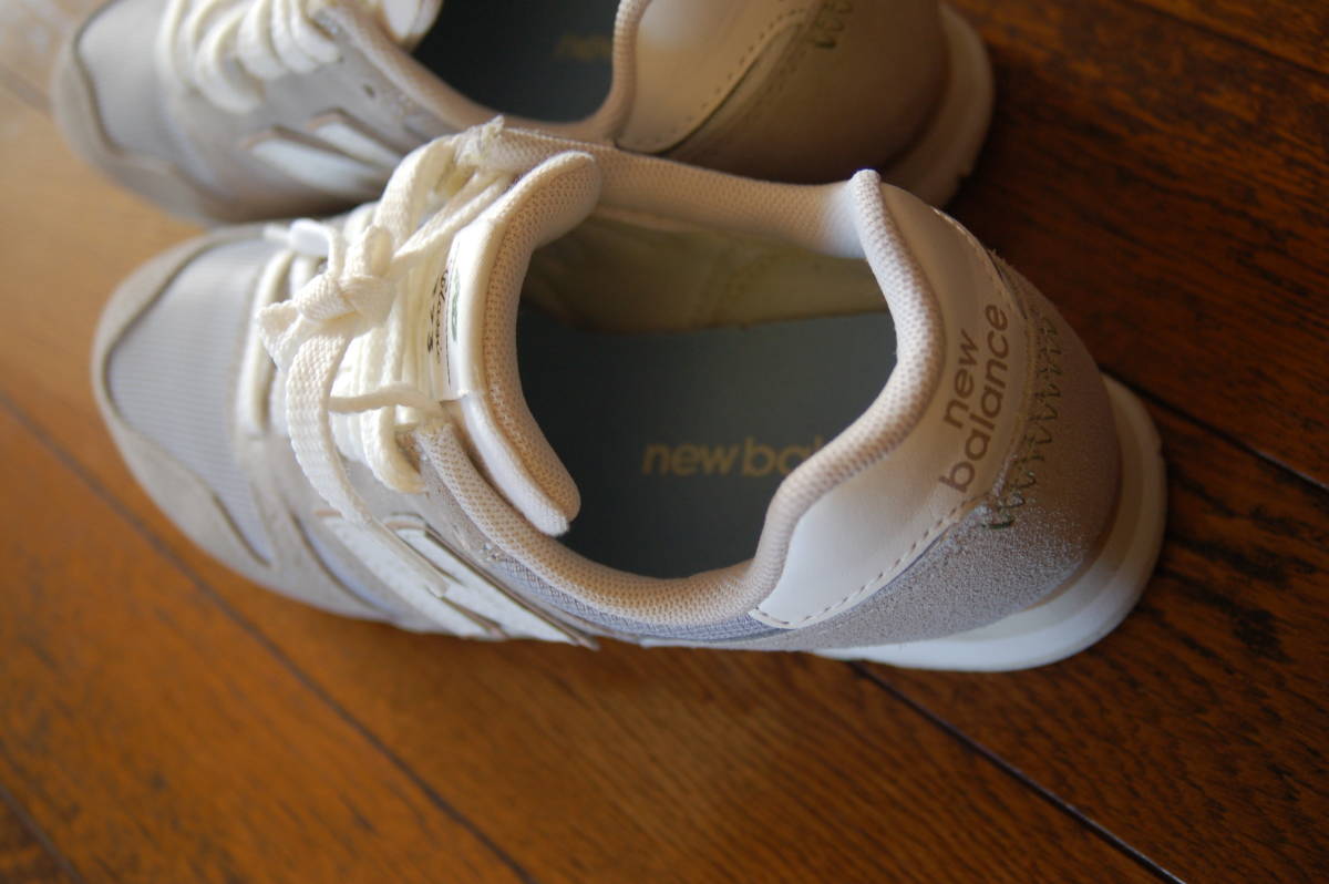 New Balance　スニーカー、Classic373,22.5cm、グレーカラー_画像4