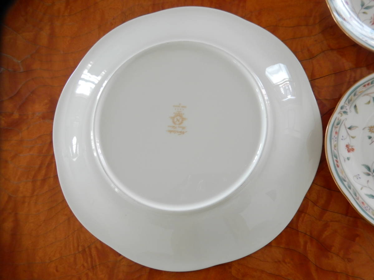 【Noritake/ ノリタケ】 花柄ケーキ皿 6枚セット　大皿1枚 小皿5枚 　　ホームパーティー 　_画像8