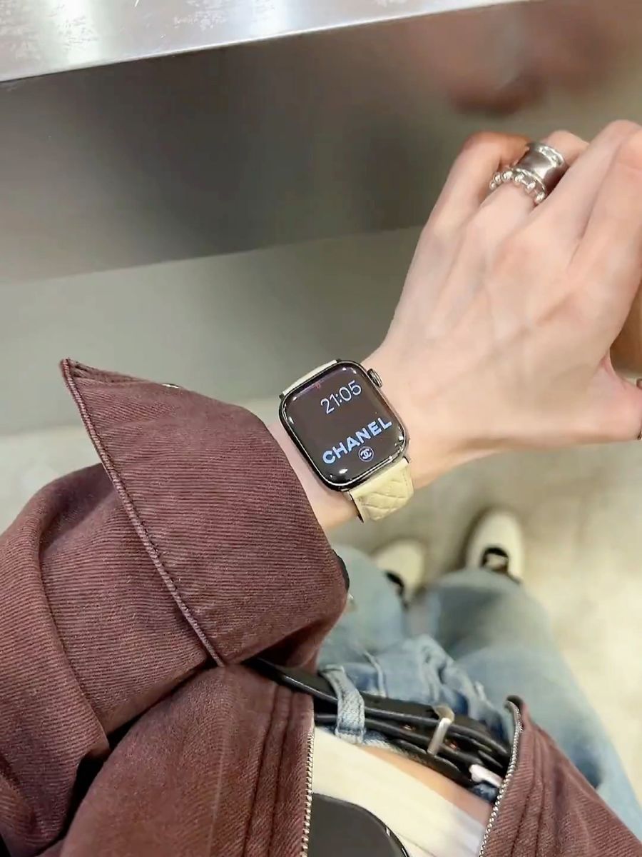 Apple Watch アップルウォッチ 本革ベルト　バンド レディース カバー2点セット