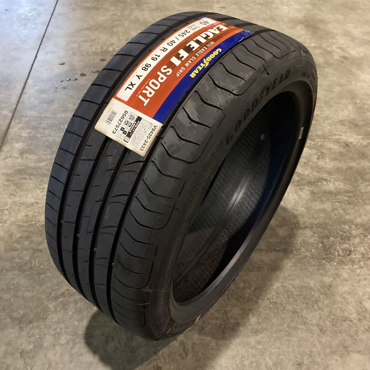 (IK268.17) 送料別 [4本セット] GOODYEAR EAGLE F1 SPORT XL FP　245/40R19 98Y 2020年以降製造 室内保管 245/40/19 夏タイヤ_画像1